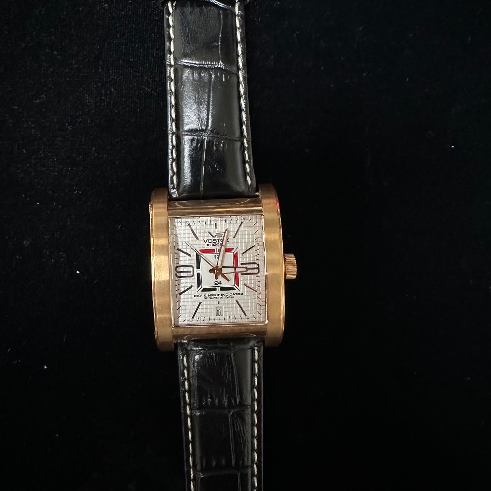 Vostok Europe Men Watch Red Square 32 Jewels Automat day/night indicator